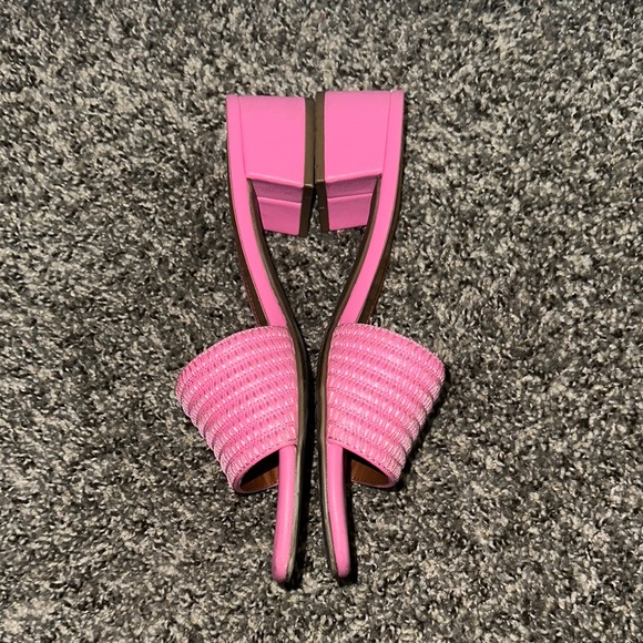 Marc Fisher Pink Quilted Mules - Picture 2 of 5